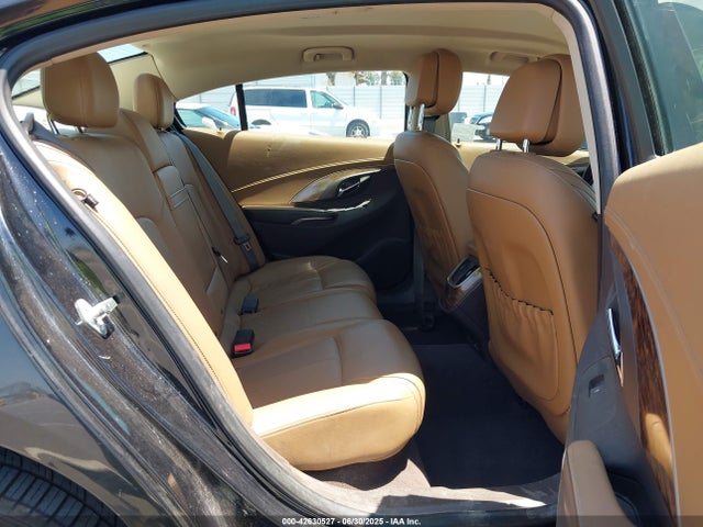 1G4GB5G3XEF279768 Buick lfx