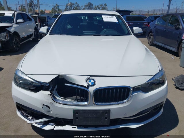 WBA8B9G55HNU50399 BMW 2017