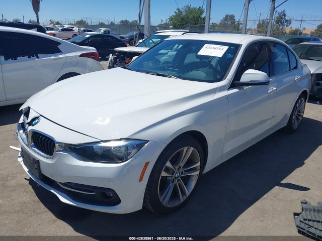 WBA8B9G55HNU50399 BMW 2017