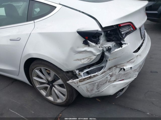 2019 TESLA MODEL 3 5YJ3E1EB6KF192057 Photo 5