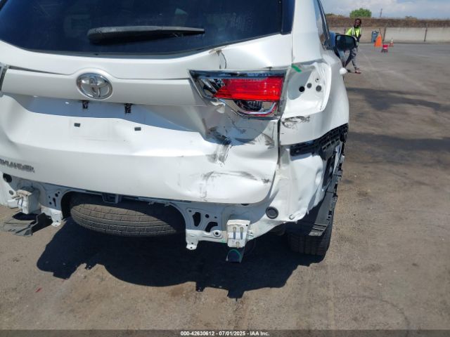 2016 TOYOTA HIGHLANDER 5TDZKRFH1GS135319 Photo 5