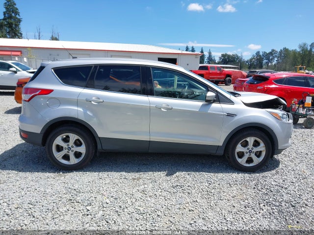 1FMCU9G97GUB02064 Ford 2016