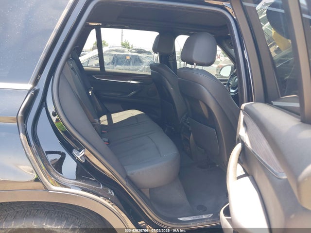 5UXKR2C59H0U19038 BMW 2017