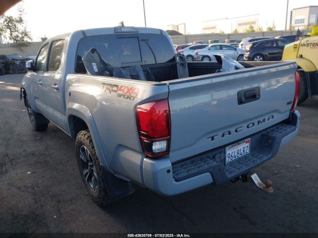 2019 TOYOTA TACOMA 3TMCZ5AN4KM214015 Photo 2