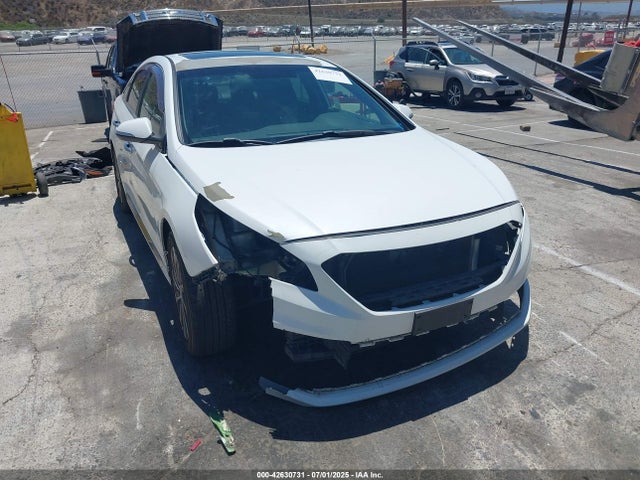5NPE34AF3HH511868 Hyundai 2017