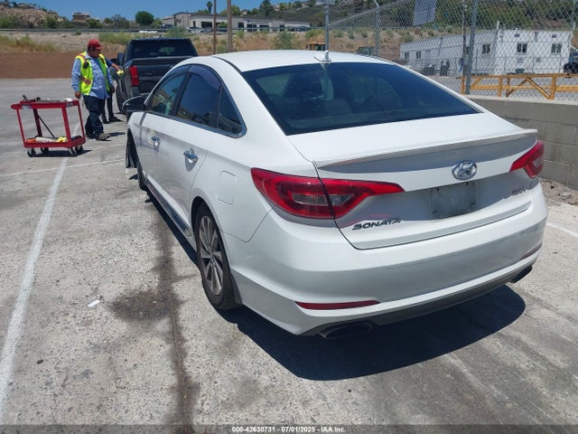 5NPE34AF3HH511868 Hyundai 2017