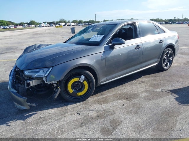 2017 AUDI A4 WAUENAF4XHN038242 Photo 1