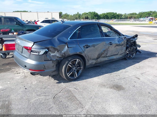 2017 AUDI A4 WAUENAF4XHN038242 Photo 3