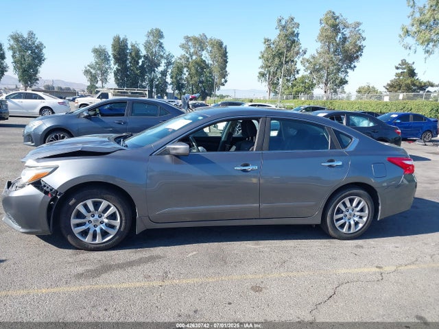 1N4AL3AP8GC165964 Nissan 2016