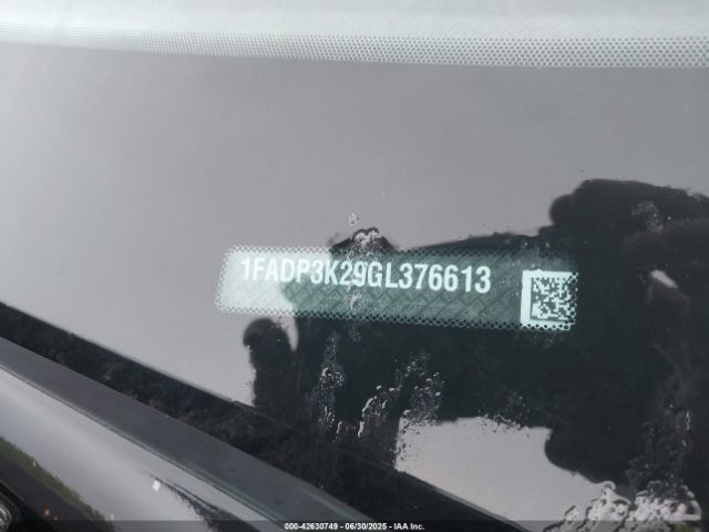 1FADP3K29GL376613 Ford 2016