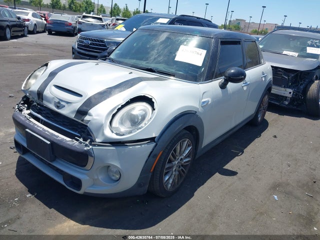 2018 MINI HARDTOP WMWXU3C58J2F51729 Photo 1