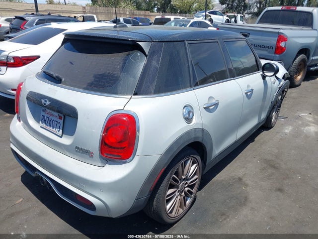 2018 MINI HARDTOP WMWXU3C58J2F51729 Photo 3