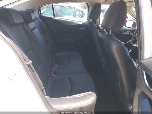3MZBN1V75HM115091 Mazda pe