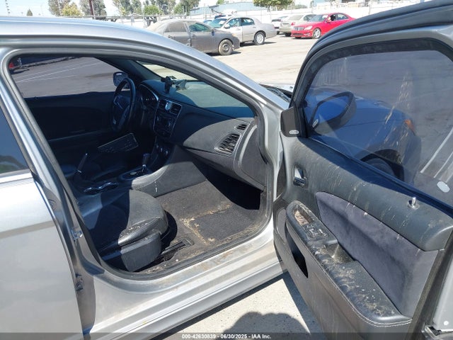 1C3CCBCG9EN172955 Chrysler 200