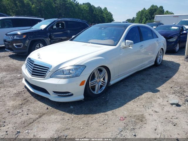 2013 MERCEDES-BENZ S 550 WDDNG7DB2DA516498 Photo 1