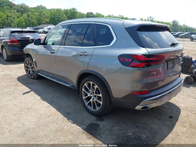2024 BMW X5 5UX23EU07R9V32781 Photo 2