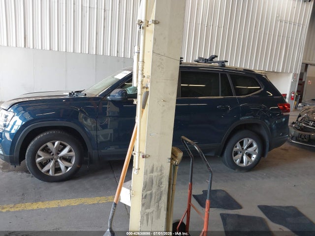 1V2KR2CA9JC574013 Volkswagen Atlas