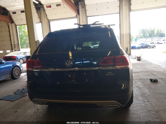 Volkswagen Atlas 2018 1V2KR2CA9JC574013 Image 16