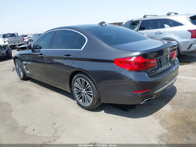 WBAJS1C08LCE11083 BMW 2020