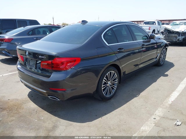 WBAJS1C08LCE11083 BMW 2020