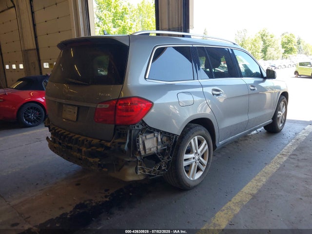 4JGDF6EE3FA562156 Mercedes-Benz Gl-Class
