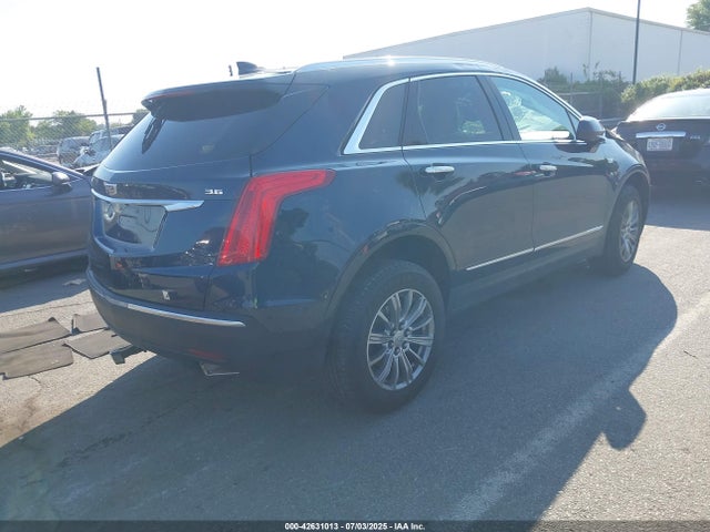 2017 CADILLAC XT5 1GYKNARS0HZ152270 Photo 3