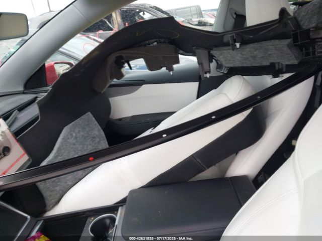 2026 TESLA MODEL Y 7SAYGDEE9TA382142 Photo 4