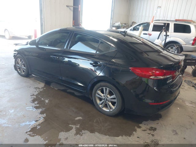 5NPD84LF6HH020625 Hyundai 2017