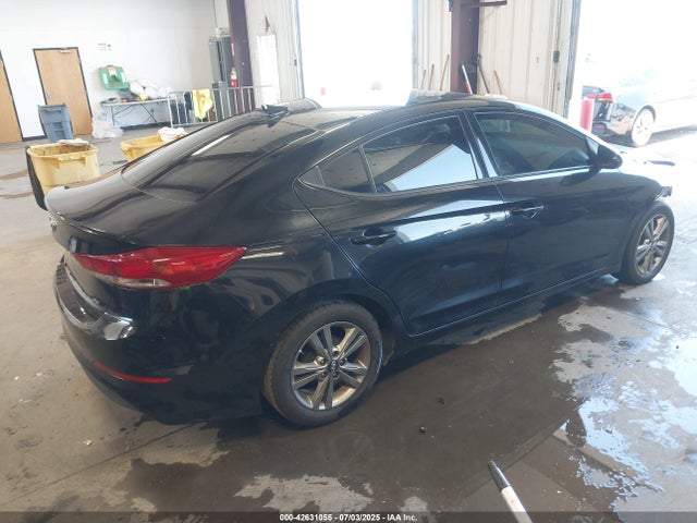 5NPD84LF6HH020625 Hyundai 2017