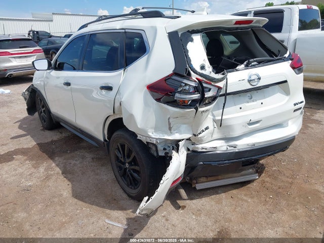 2018 NISSAN ROGUE 5N1AT2MV7JC721618 Photo 2