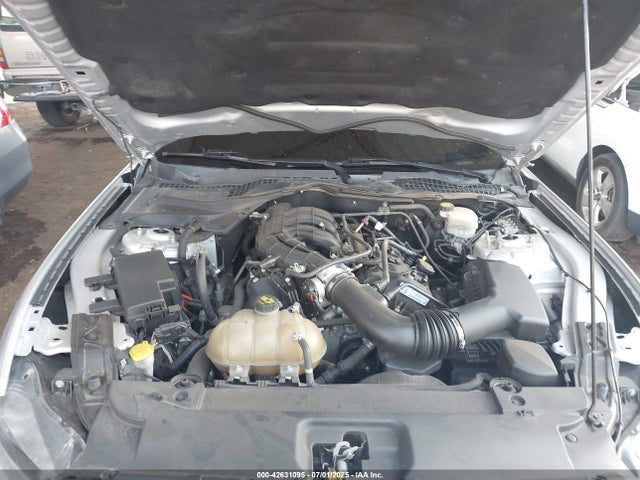 1FA6P8AM7G5275227 Ford 2016