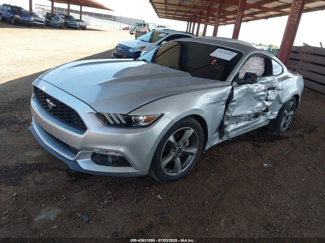 1FA6P8AM7G5275227 Ford 2016