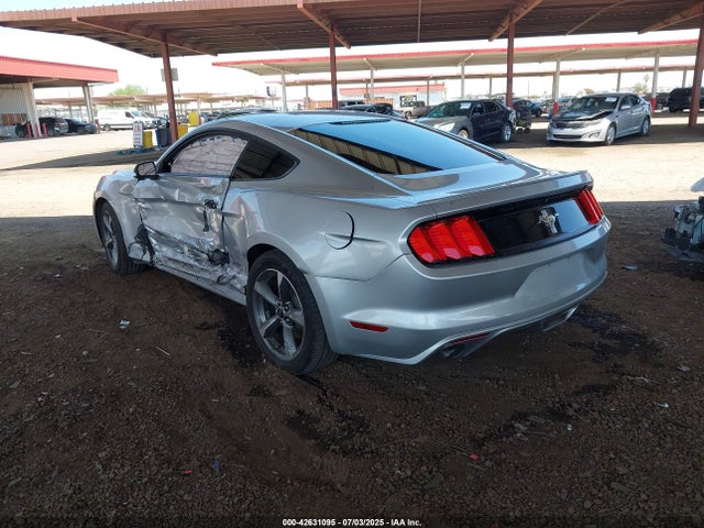 1FA6P8AM7G5275227 Ford 2016
