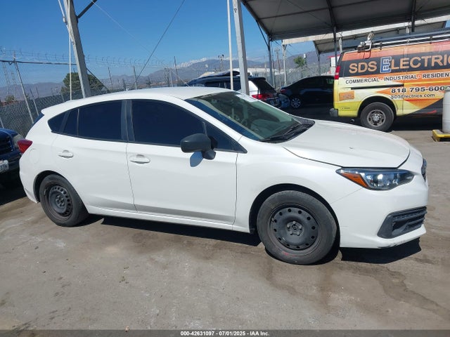 Subaru na 2022 4S3GTAB66N3706490 Image 13