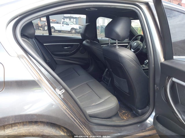 WBA8B9C37HK885561 BMW 2017