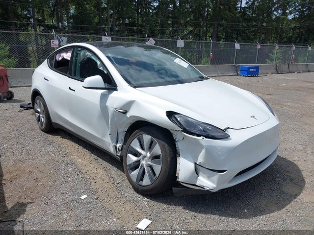 2023 TESLA MODEL Y 7SAYGDEE4PF836824 Photo 0