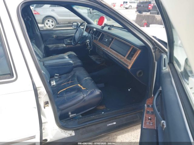 1993 LINCOLN TOWN CAR 1LNLM82W6PY758465 Photo 4