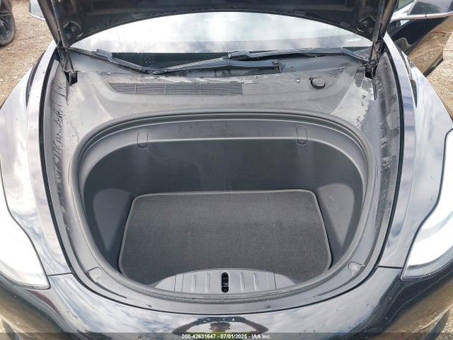 2018 TESLA MODEL 3 5YJ3E1EA7JF157372 Photo 9