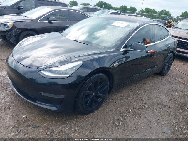 2018 TESLA MODEL 3 5YJ3E1EA7JF157372 Photo 1