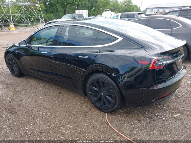 2018 TESLA MODEL 3 5YJ3E1EA7JF157372 Photo 2