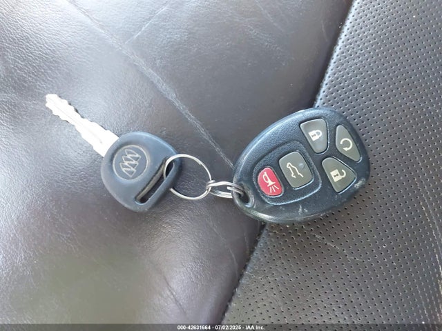 5GAKRBKD8EJ160107 Buick llt
