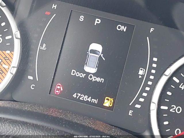 2021 JEEP RENEGADE ZACNJDAB4MPM81894 Photo 6