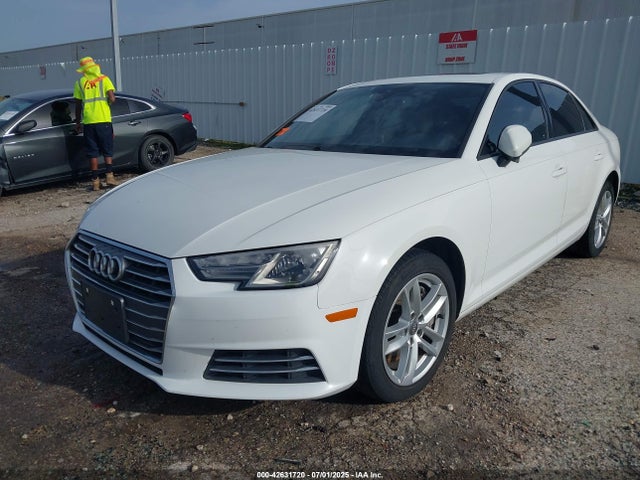 WAUGNAF43HN057935 Audi A4