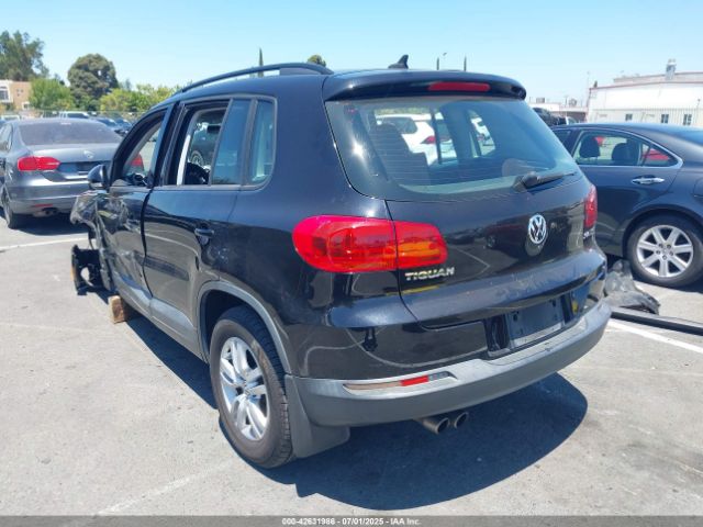2015 VOLKSWAGEN TIGUAN WVGAV7AX8FW542393 Photo 2