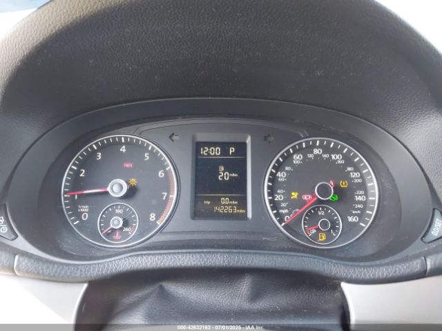 2013 VOLKSWAGEN PASSAT 1VWAP7A31DC021765 Photo 6