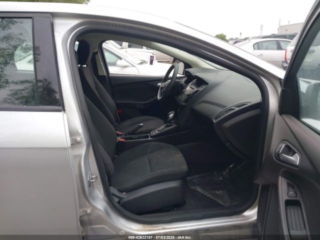 2017 FORD FOCUS 1FADP3FE5HL276790 Photo 4