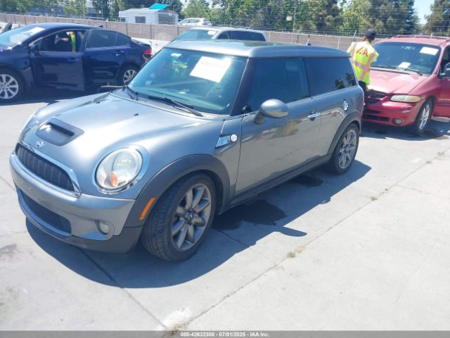 2009 MINI COOPER S CLUBMAN WMWMM33519TP72451 Photo 1