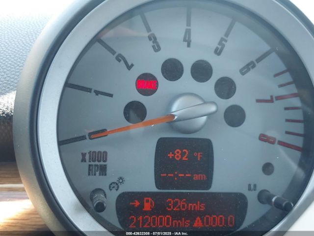 2009 MINI COOPER S CLUBMAN WMWMM33519TP72451 Photo 6