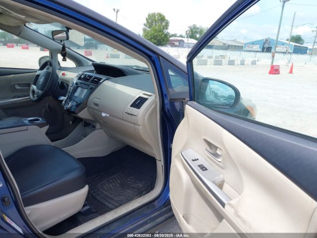 2012 TOYOTA PRIUS V JTDZN3EU1C3097511 Photo 4