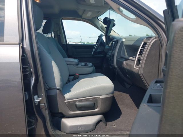 2019 RAM 1500 CLASSIC 1C6RR7FT2KS615137 Photo 4
